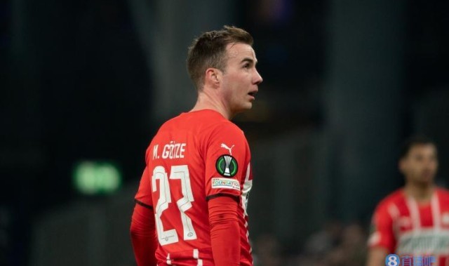  法兰克福主帅赛后批评裁判尺度  