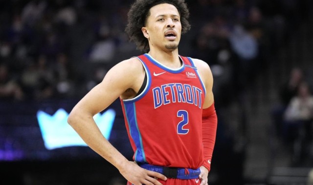  坎宁安33分活塞加时胜步行者  