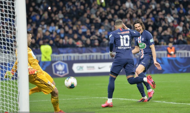 姆巴佩戴帽创纪录终结进球荒  