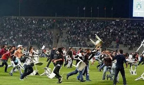  慕尼黑德比战火药味十足险冲突  