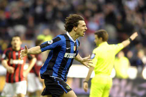  利物浦旧将传射建功，莱斯特城爆冷终结红军不败  